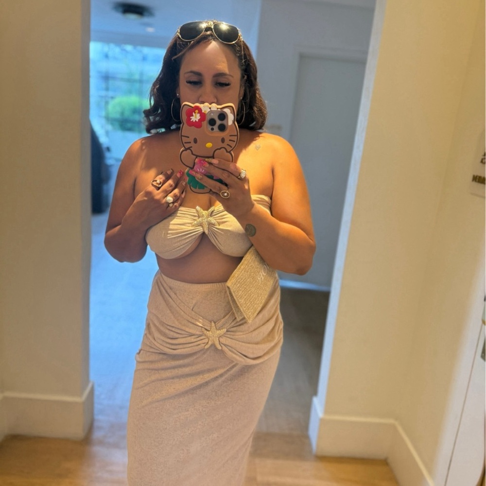 Meet your Posher, Roxana